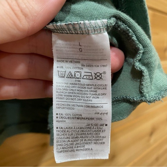 Old Navy Peace Sign Graphic T Shirt Green Crop Top Women's Short Sleeve Tee SZ L - Picture 11 of 11